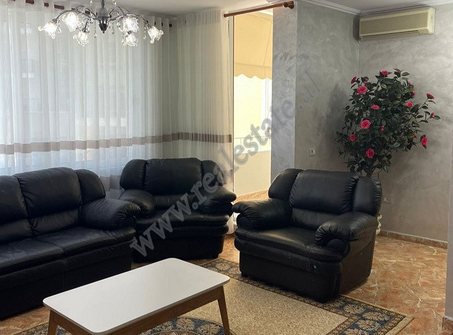 Apartment for rent in Kosovareve Street, very close to the Artificial Lake and Nobis Complex in Tira